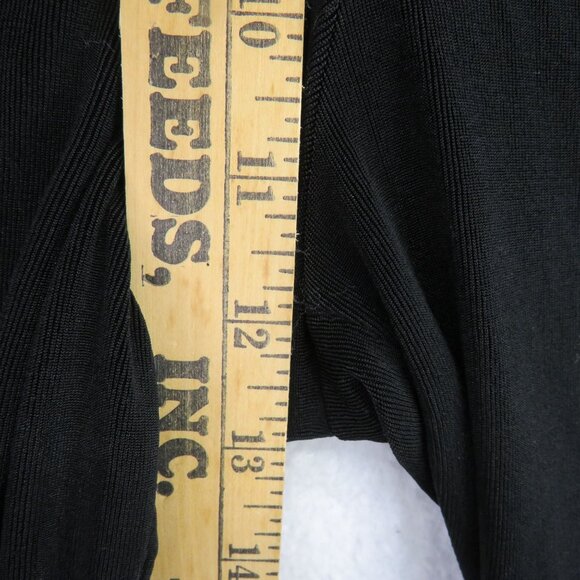 Chicos Travelers Pants Womens Medium Black Elastic Waist Short - Picture 6 of 7